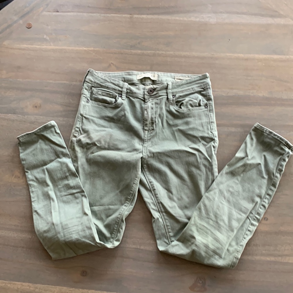 Moss green jeans size 9 Bullhead